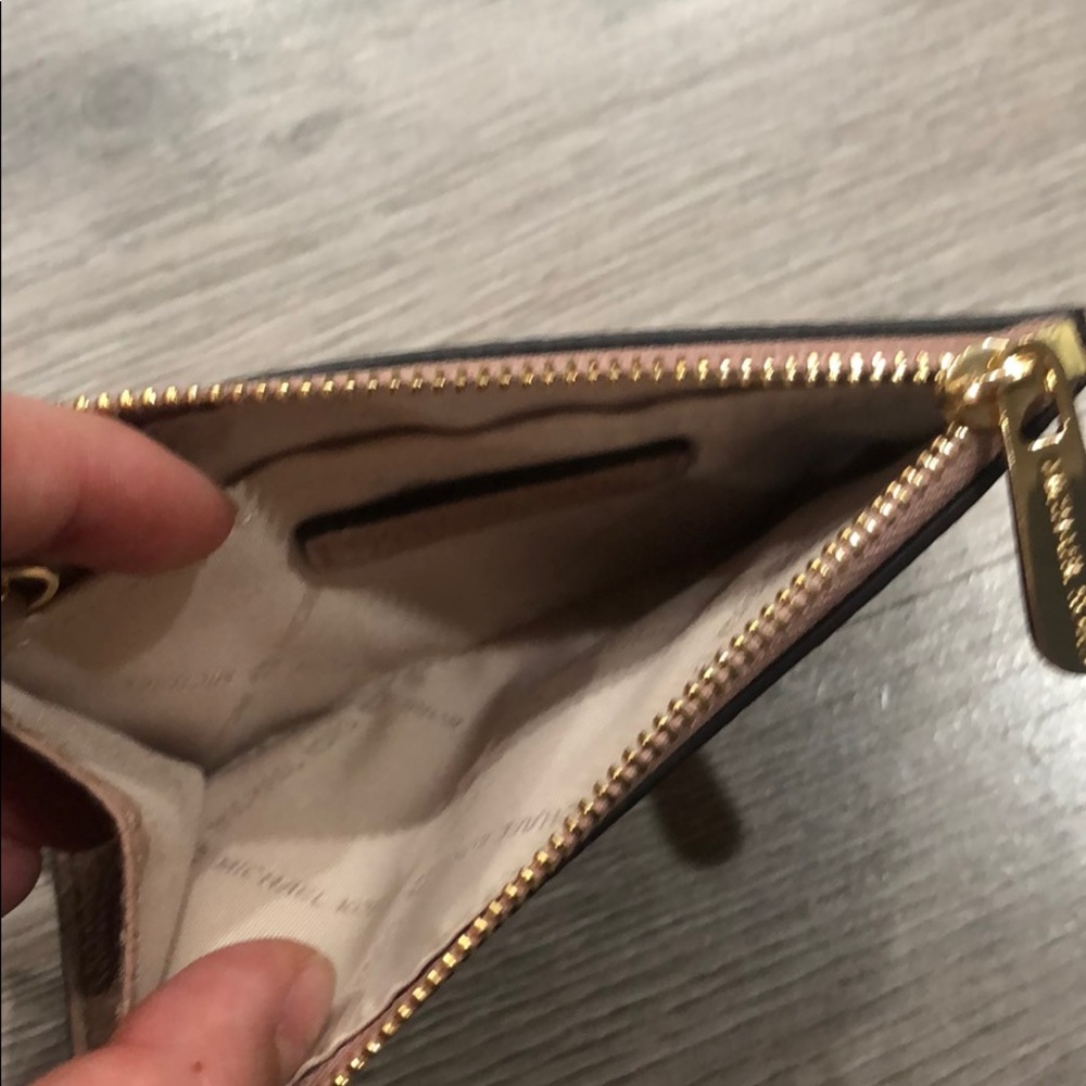 Michael Kors Wallet - Picture 3 of 3
